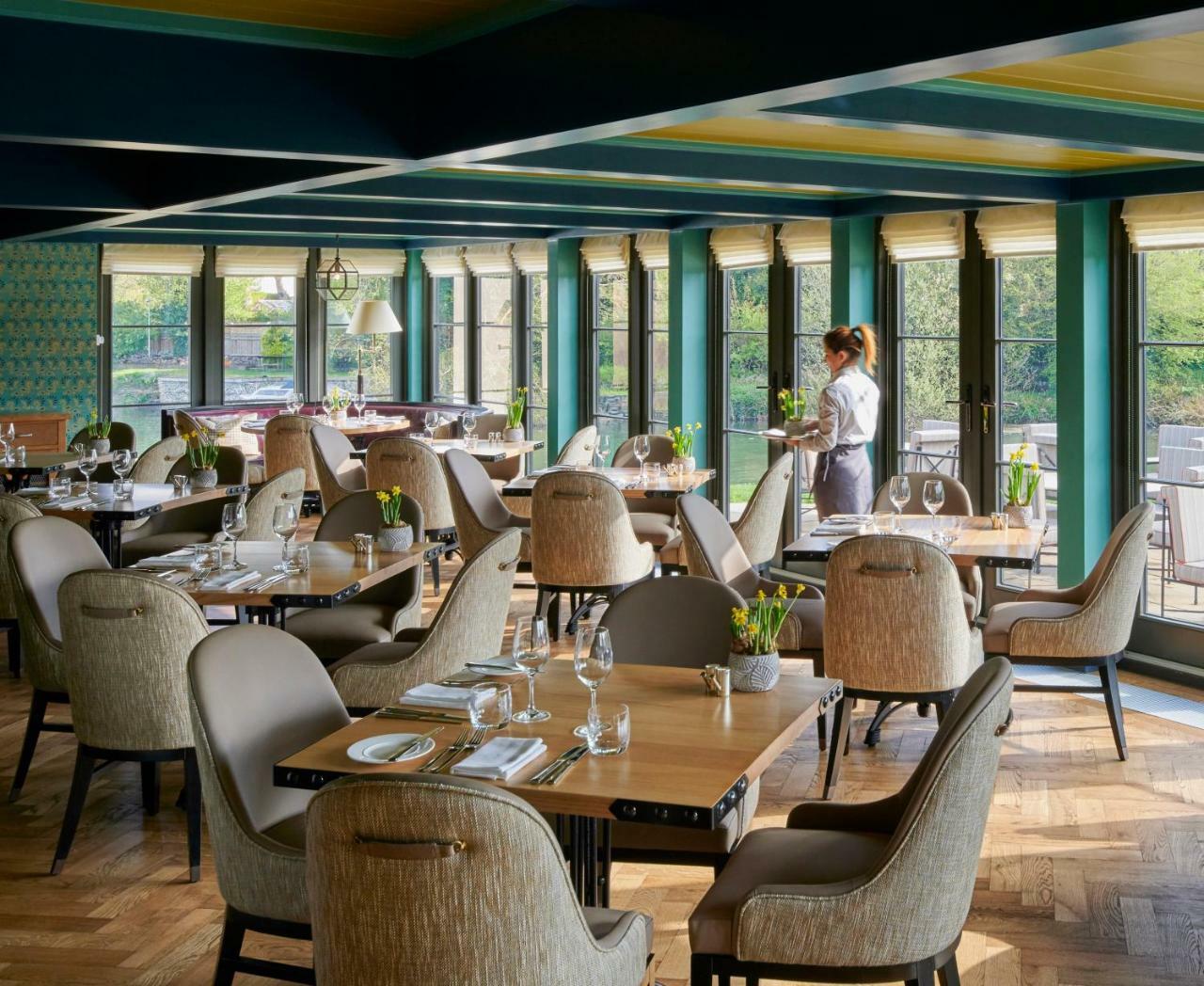 Monkey Island Estate - Small Luxury Hotels Of The World Bray Dış mekan fotoğraf The restaurant