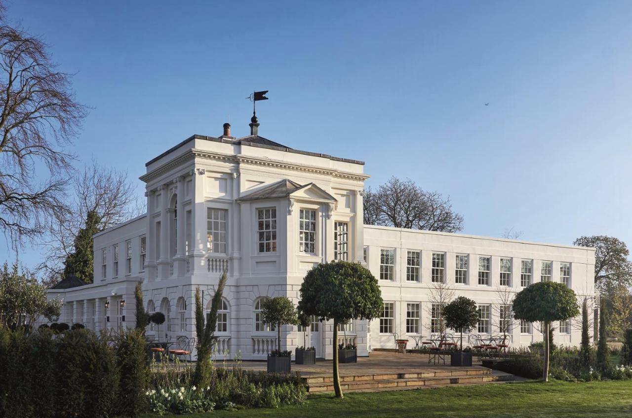 Monkey Island Estate - Small Luxury Hotels Of The World Bray Dış mekan fotoğraf The main building of the university